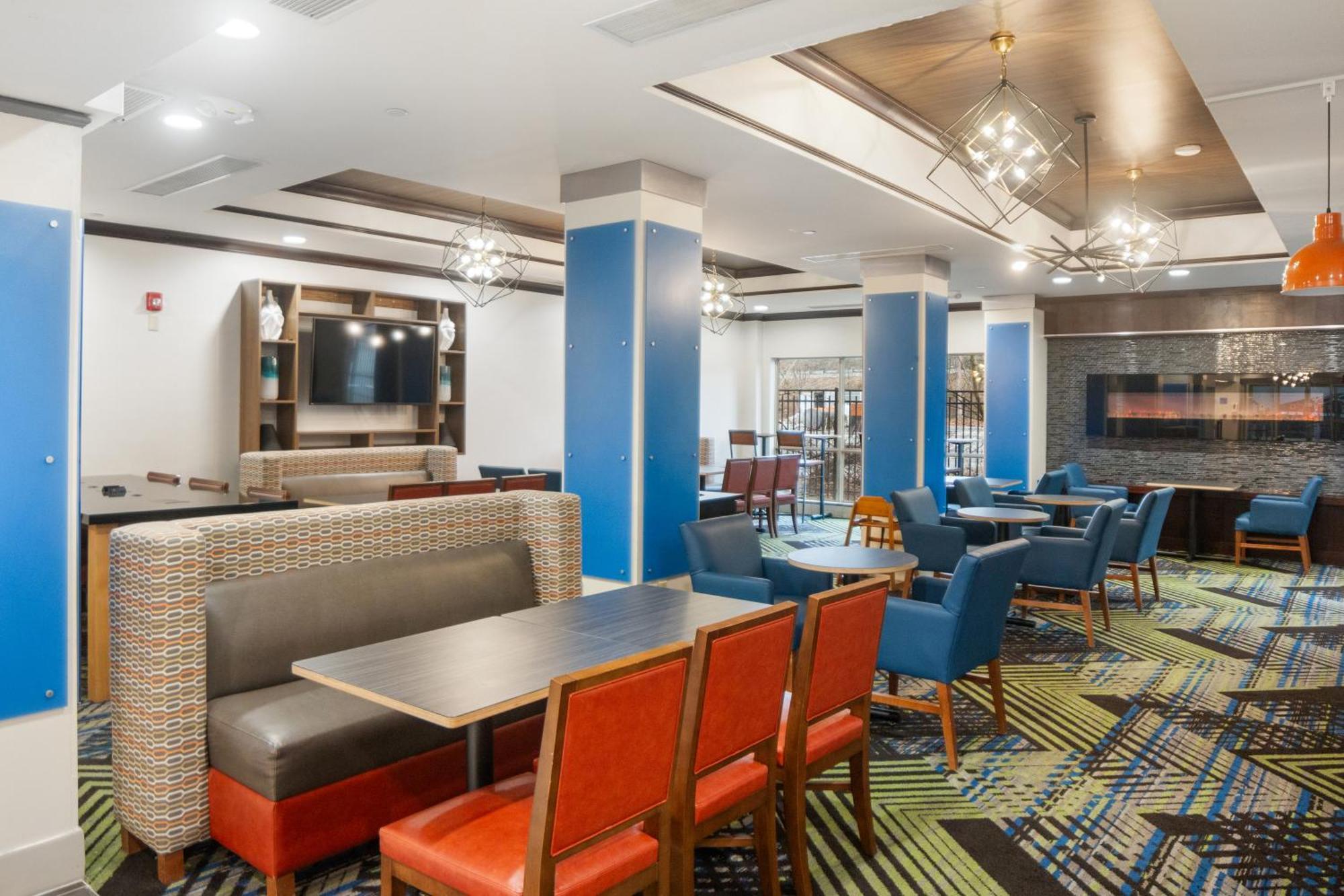 Holiday Inn Express And Suites Stroudsburg-Poconos By Ihg Exteriör bild