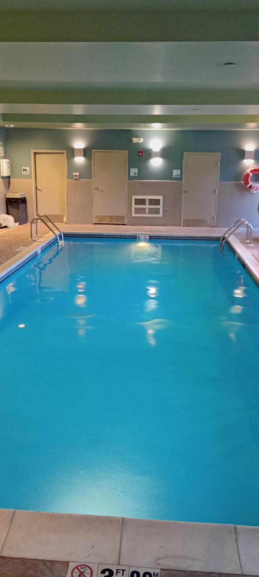 Holiday Inn Express And Suites Stroudsburg-Poconos By Ihg Exteriör bild